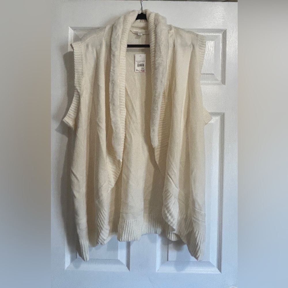 Cato Women's Cream Open-Front Sweater Vest